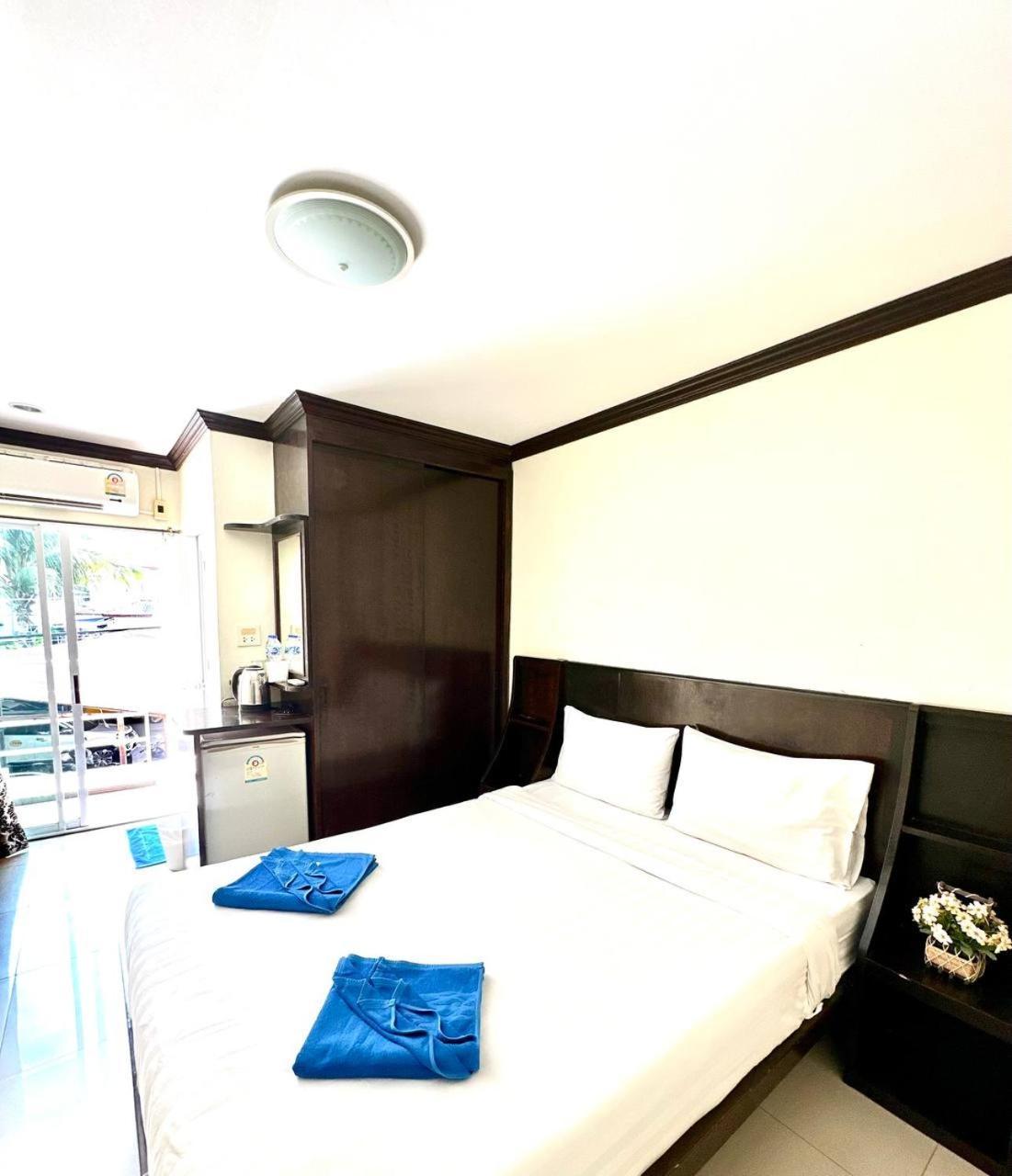 Hotel Blueskyhouse Patong Exterior foto